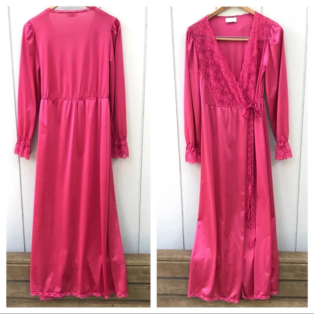 Vintage Pinehurst Satin Robe
